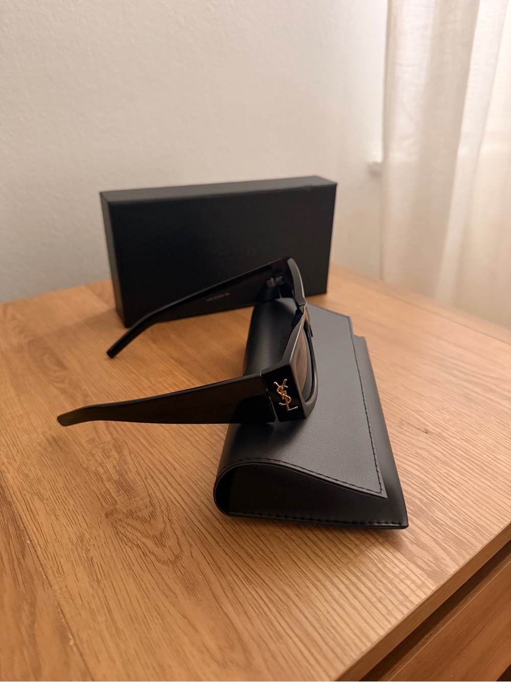 Saint Laurent SL M140 sunglasses - Picture 2 of 11